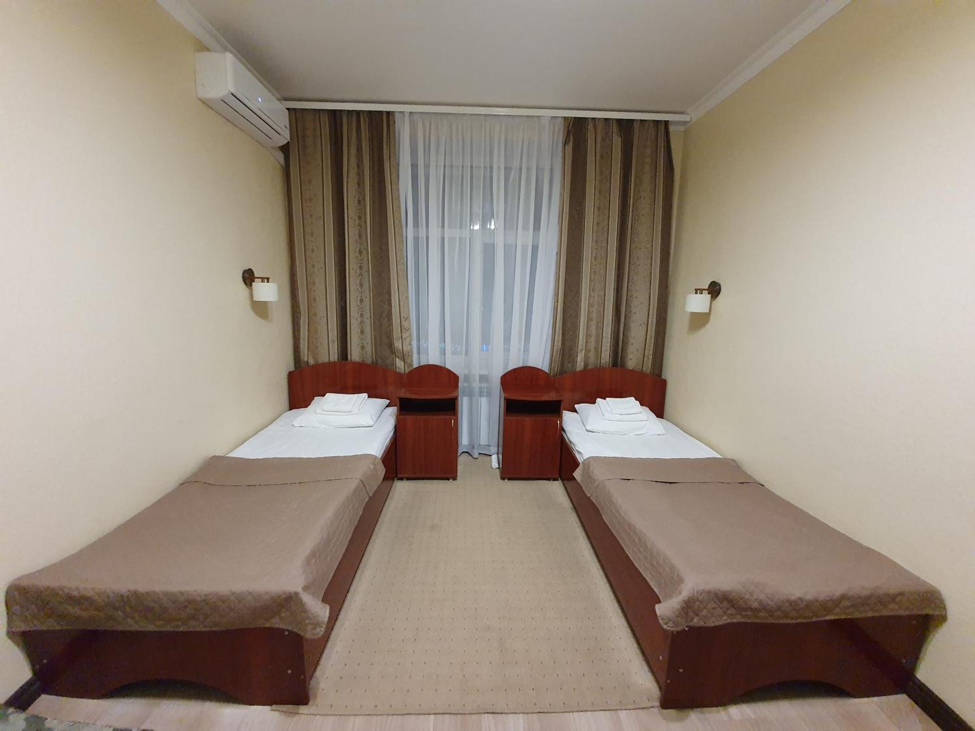 Hotel Sluch Starokostyantyniv Quarto foto