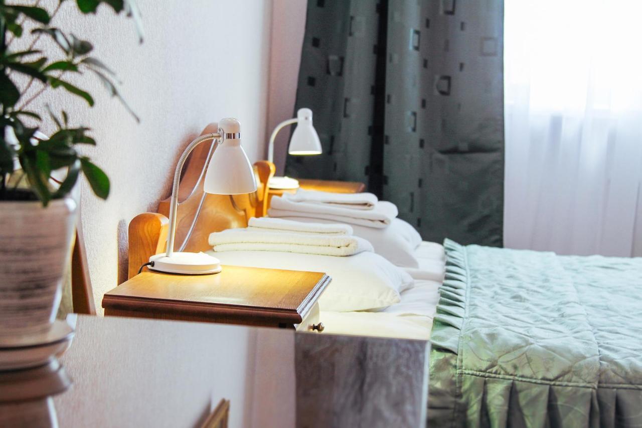 Hotel Sluch Starokostyantyniv Quarto foto